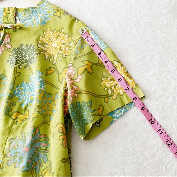 Vintage Floral Print Button Down Back Top - Picture 3 of 12